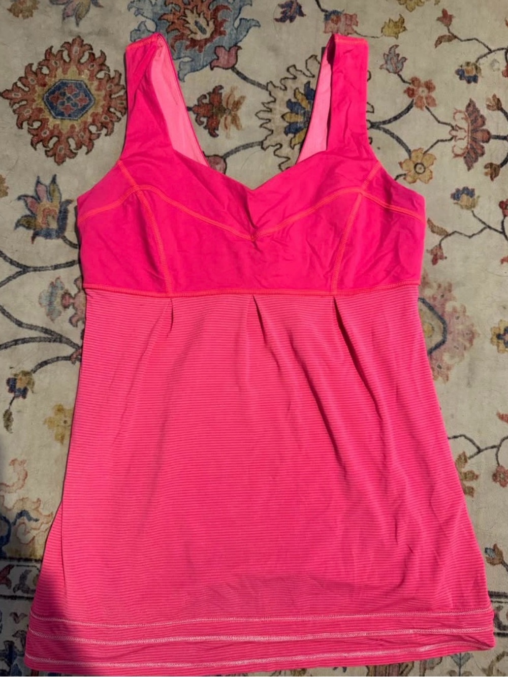 Lululemon size 8
